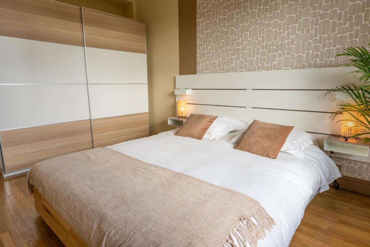 Tours Centre - Proche Gare - Parking Velo - Balcon - Arrivee Autonome Apartamento Exterior foto