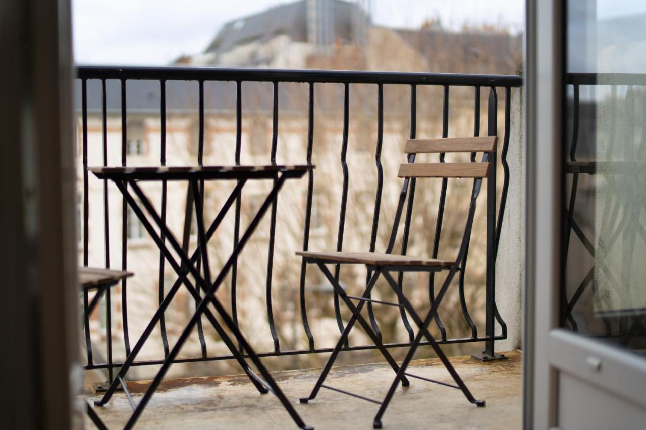 Tours Centre - Proche Gare - Parking Velo - Balcon - Arrivee Autonome Apartamento Exterior foto