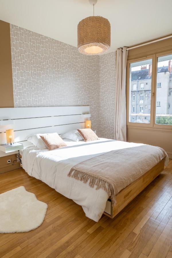 Tours Centre - Proche Gare - Parking Velo - Balcon - Arrivee Autonome Apartamento Exterior foto