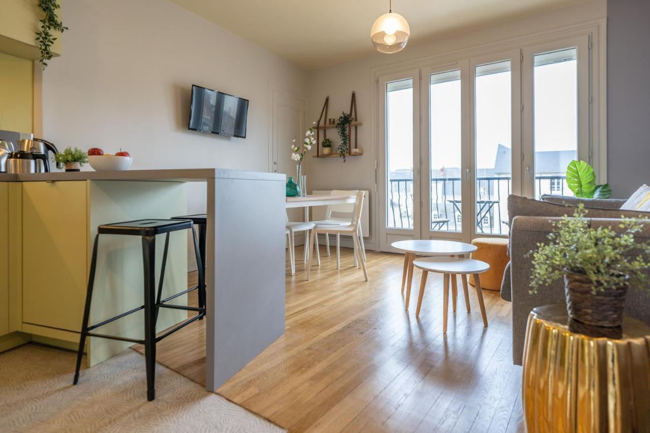 Tours Centre - Proche Gare - Parking Velo - Balcon - Arrivee Autonome Apartamento Exterior foto